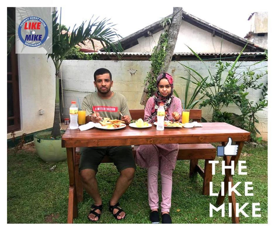 Like Mike Tourist Guest House & Restaurant Negombo Zewnętrze zdjęcie
