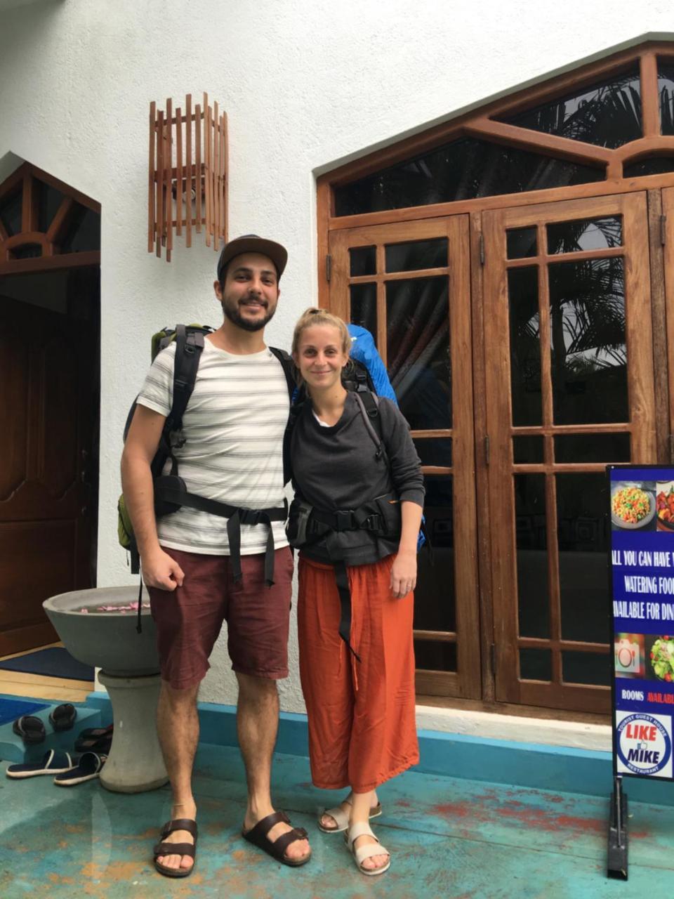 Like Mike Tourist Guest House & Restaurant Negombo Zewnętrze zdjęcie