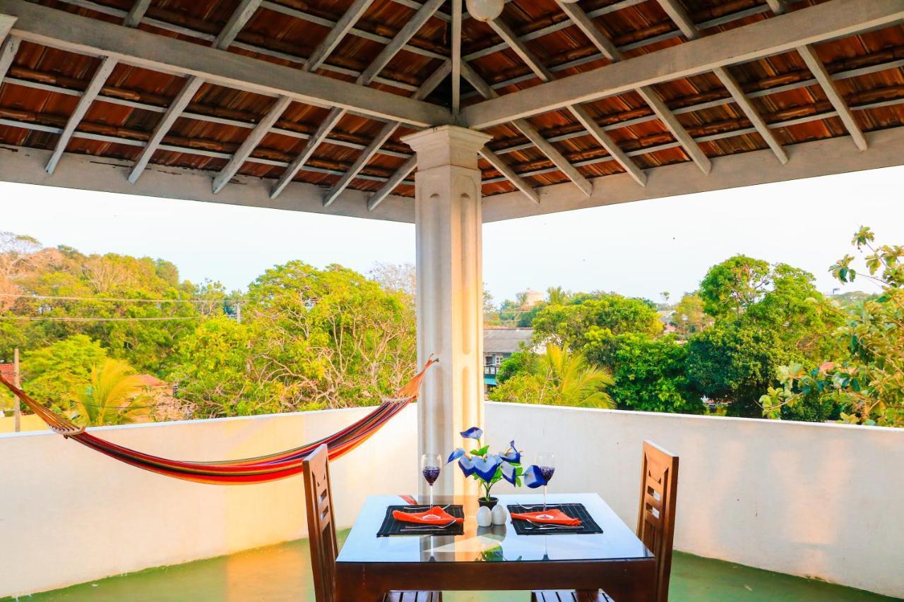 Like Mike Tourist Guest House & Restaurant Negombo Zewnętrze zdjęcie